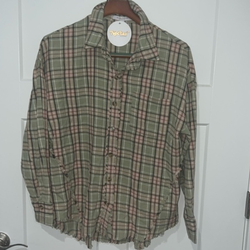 NWT Nectar Clothing Distressed Flannel Sz S